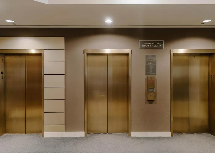 Central Loop Hotel
